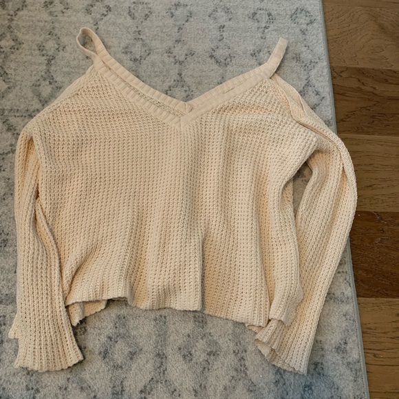 LA Hearts Cold Shoulder Sweater - Picture 4 of 4